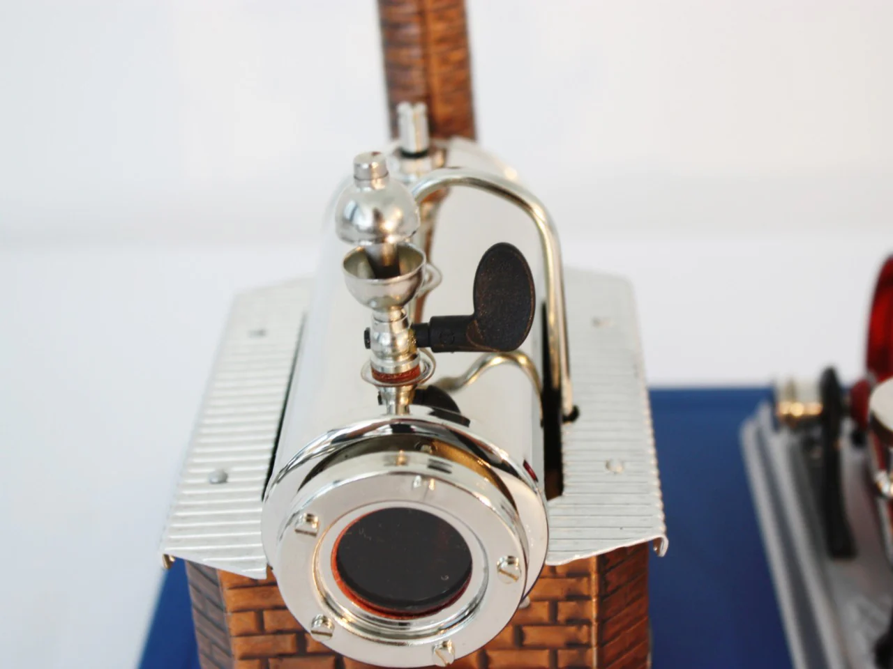 Wilesco D10 Stationary Steam Engine - Image 3