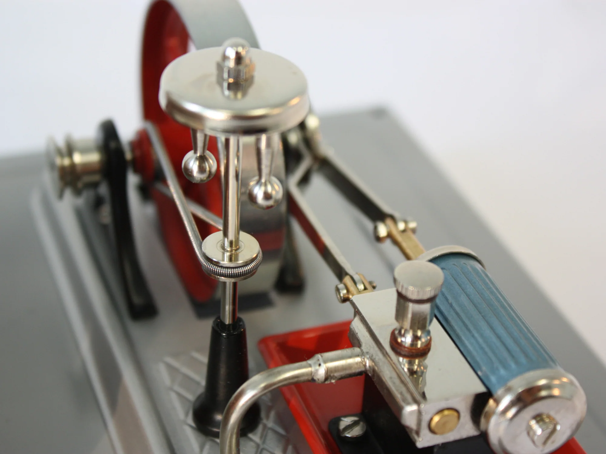 Wilesco D10 Stationary Steam Engine Anniversary Edition 100 Years - Image 8