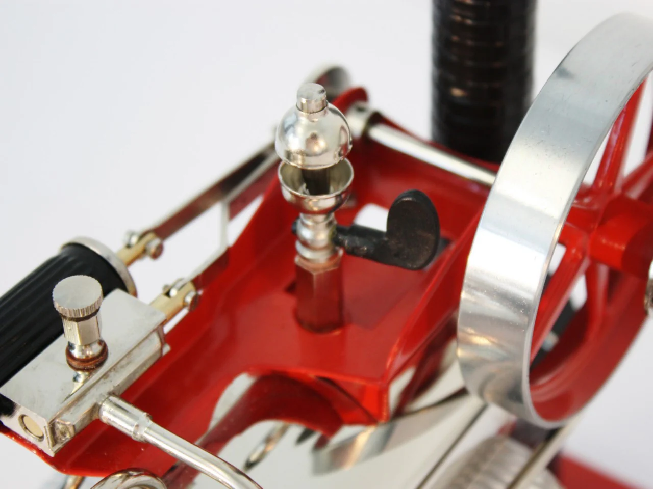 Wilesco D14 Stationary Steam Engine - Image 4