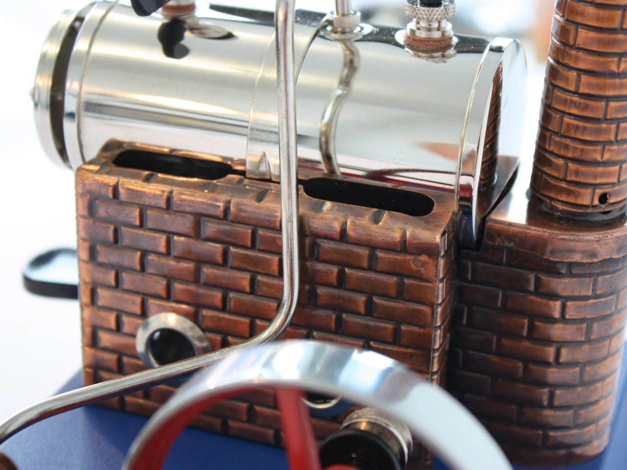 Wilesco D6 Stationary Steam Engine - Image 3